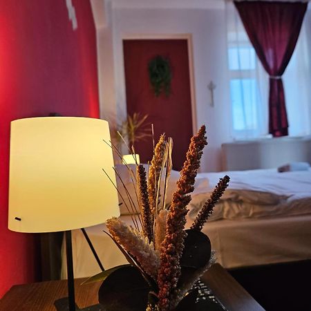 Apartment Zarnesti City Centre Vmp Free Parking Kültér fotó