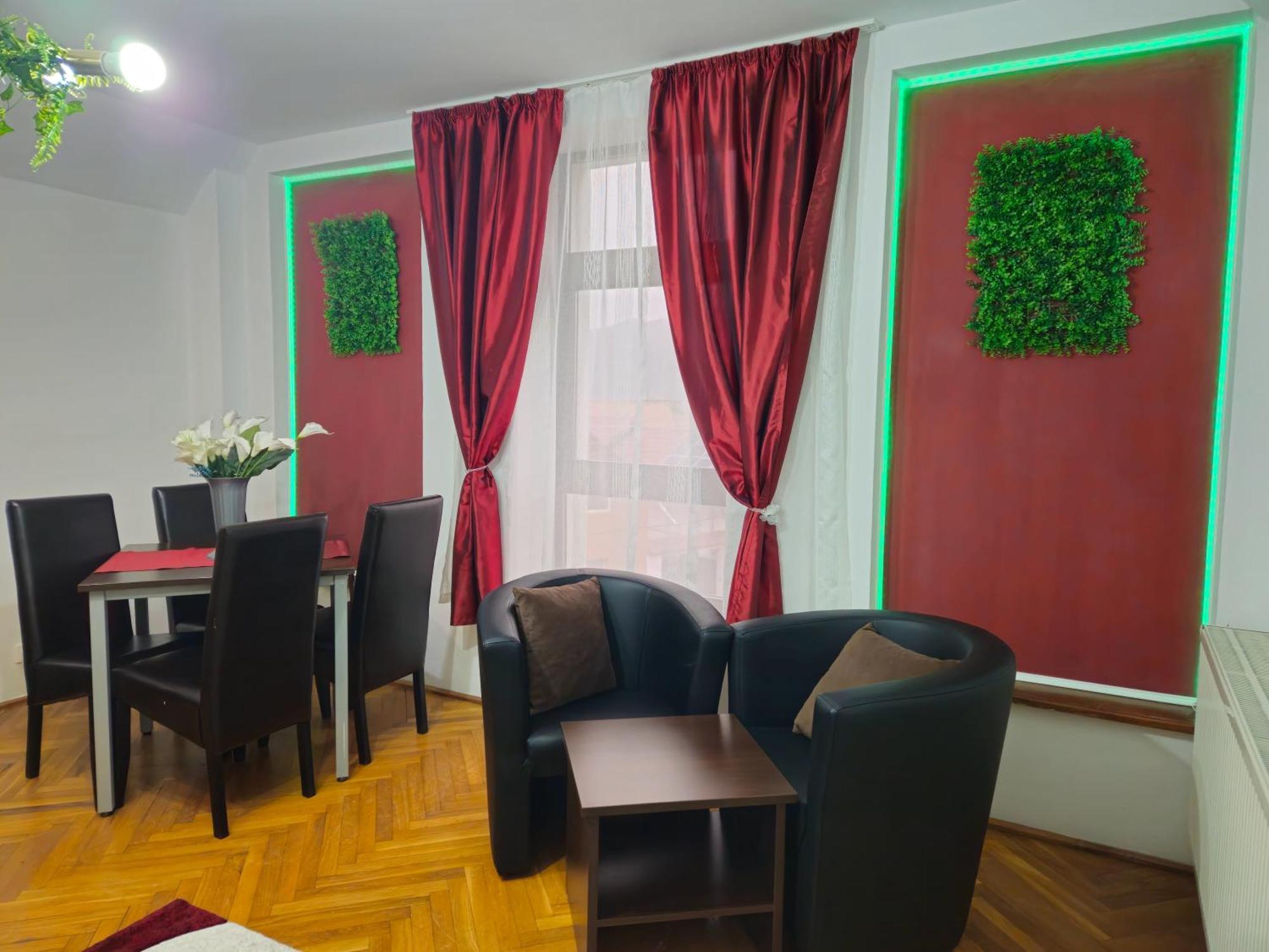 Apartment Zarnesti City Centre Vmp Free Parking Kültér fotó