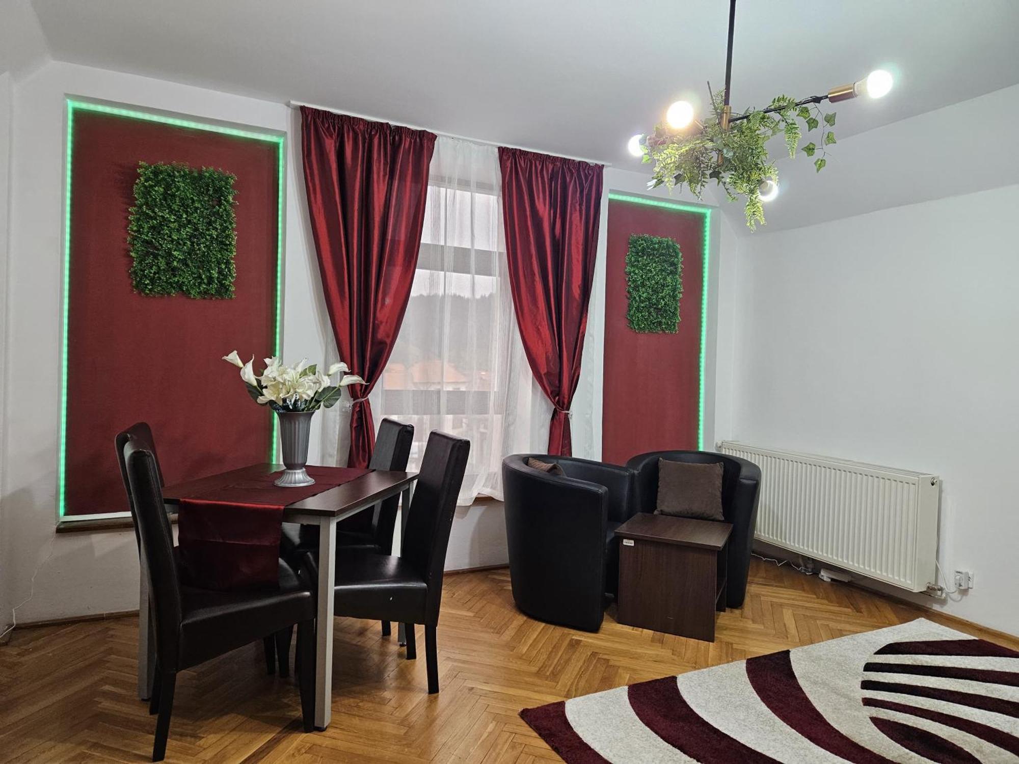 Apartment Zarnesti City Centre Vmp Free Parking Kültér fotó